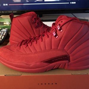 Jordan 12 gym reds